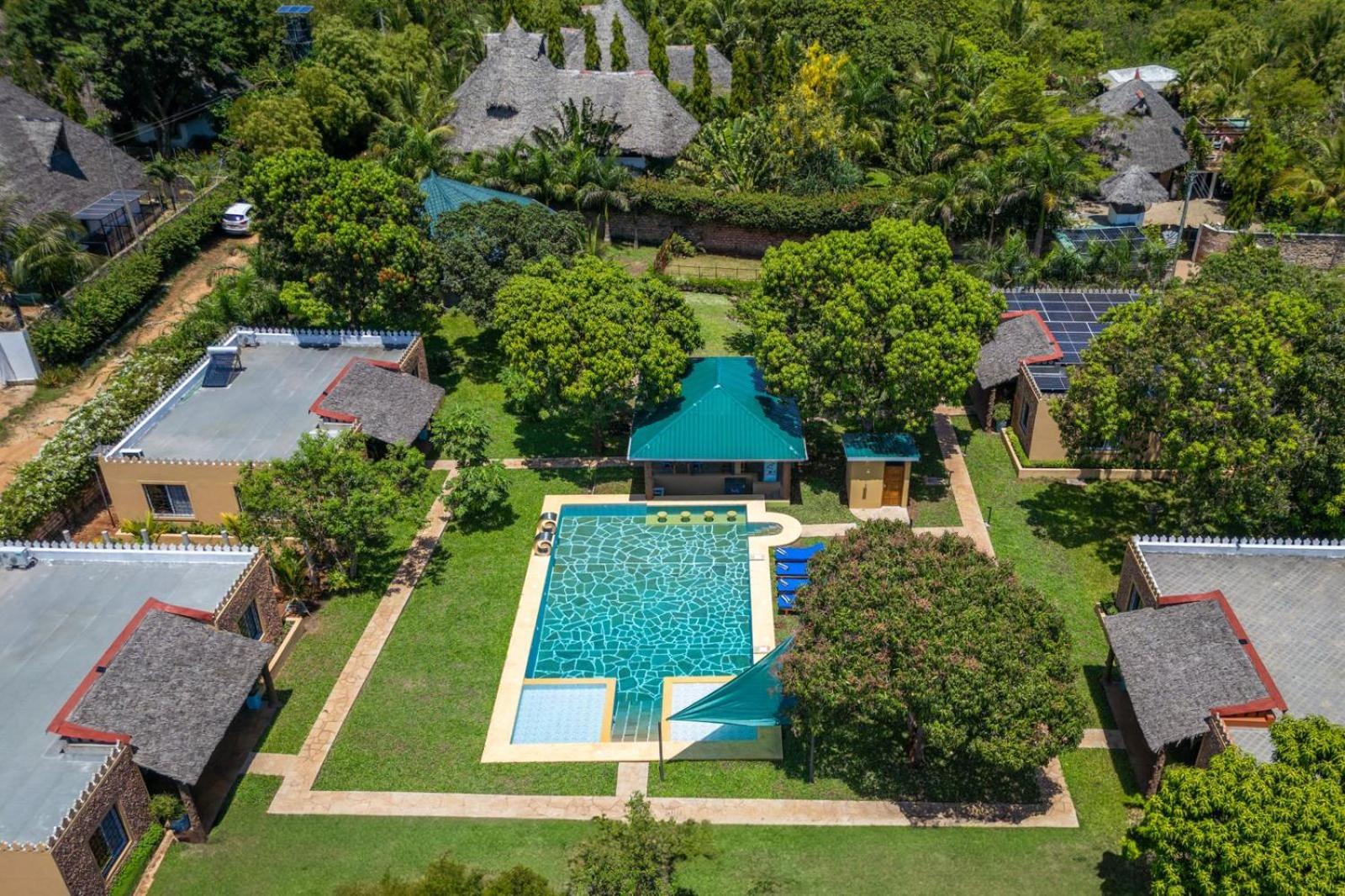 Babylon Gardens Diani Hotel Ukunda Luaran gambar
